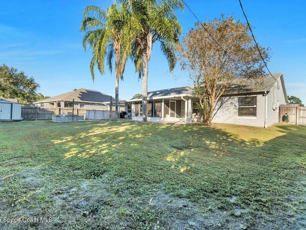 1260 Monument Avenue, Palm Bay, FL 32909