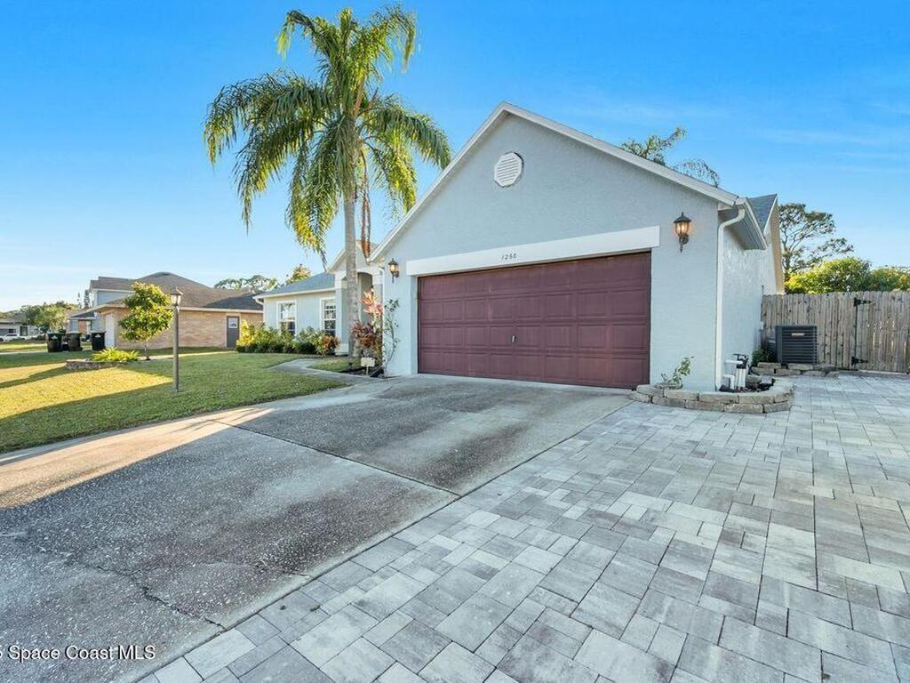 1260 Monument Avenue, Palm Bay, FL 32909