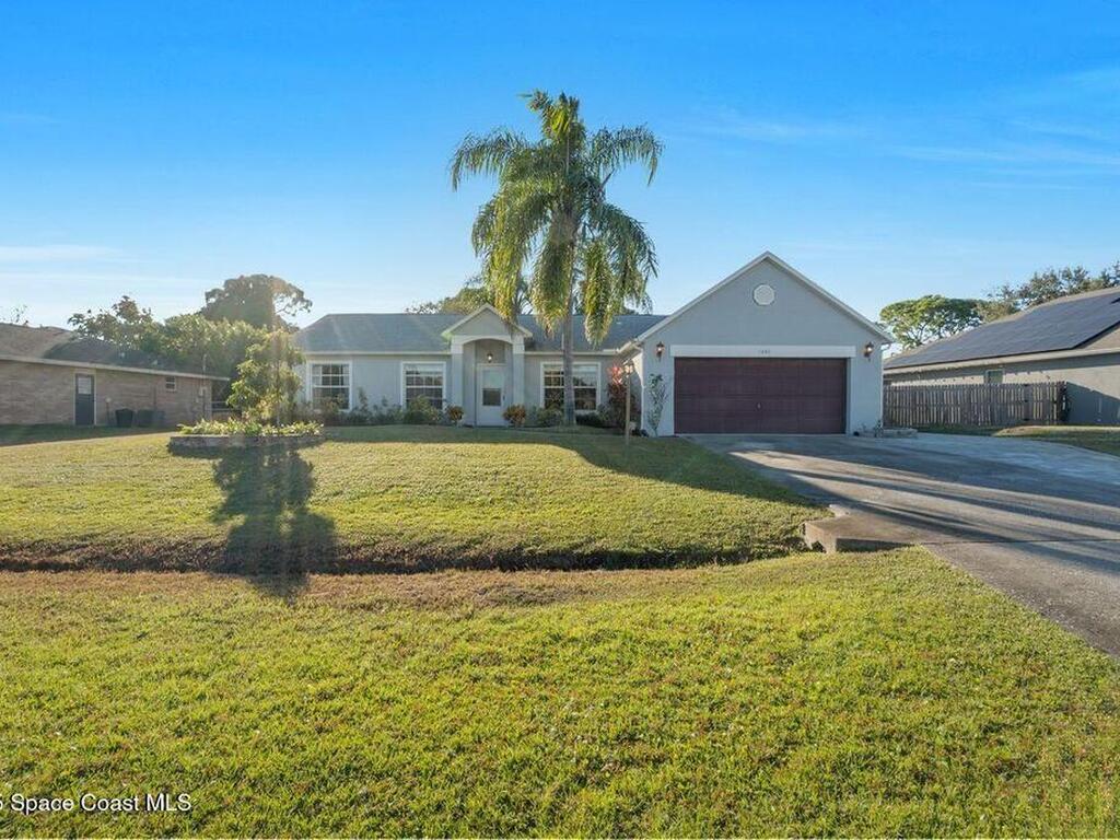 1260 Monument Avenue, Palm Bay, FL 32909
