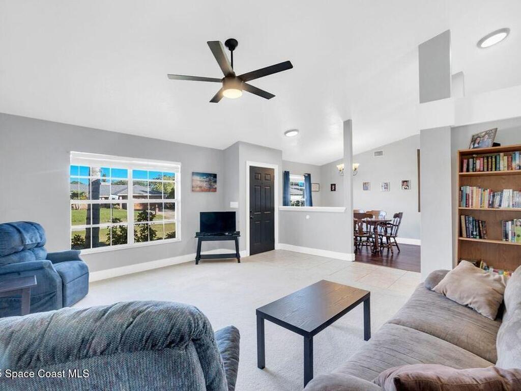 1260 Monument Avenue, Palm Bay, FL 32909