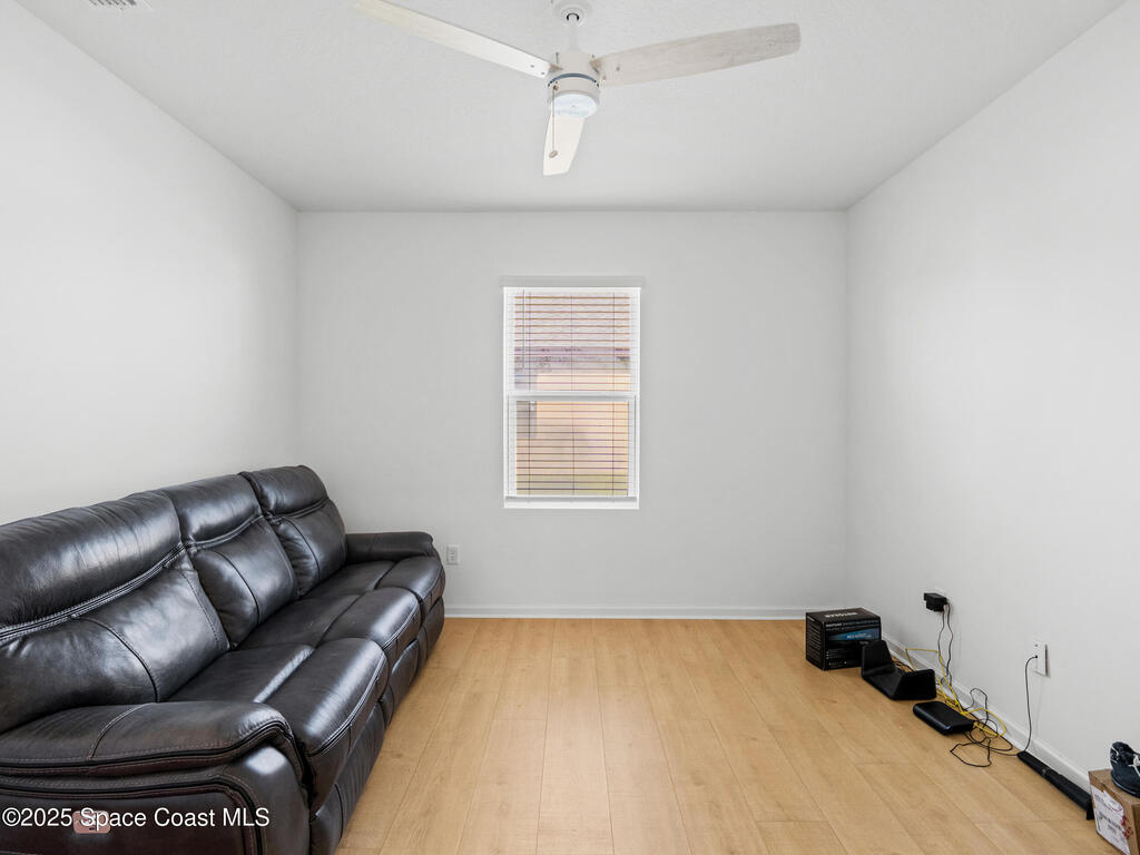 5678 Waterfall Place, Grant, FL 32949