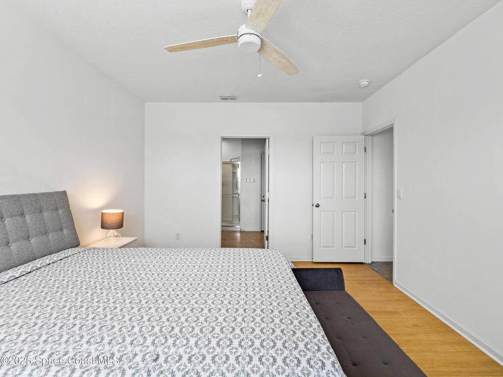 5678 Waterfall Place, Grant, FL 32949