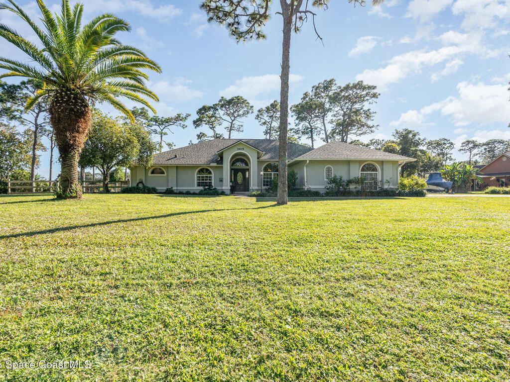 3905 Turkey Point Drive, Melbourne, FL 32934