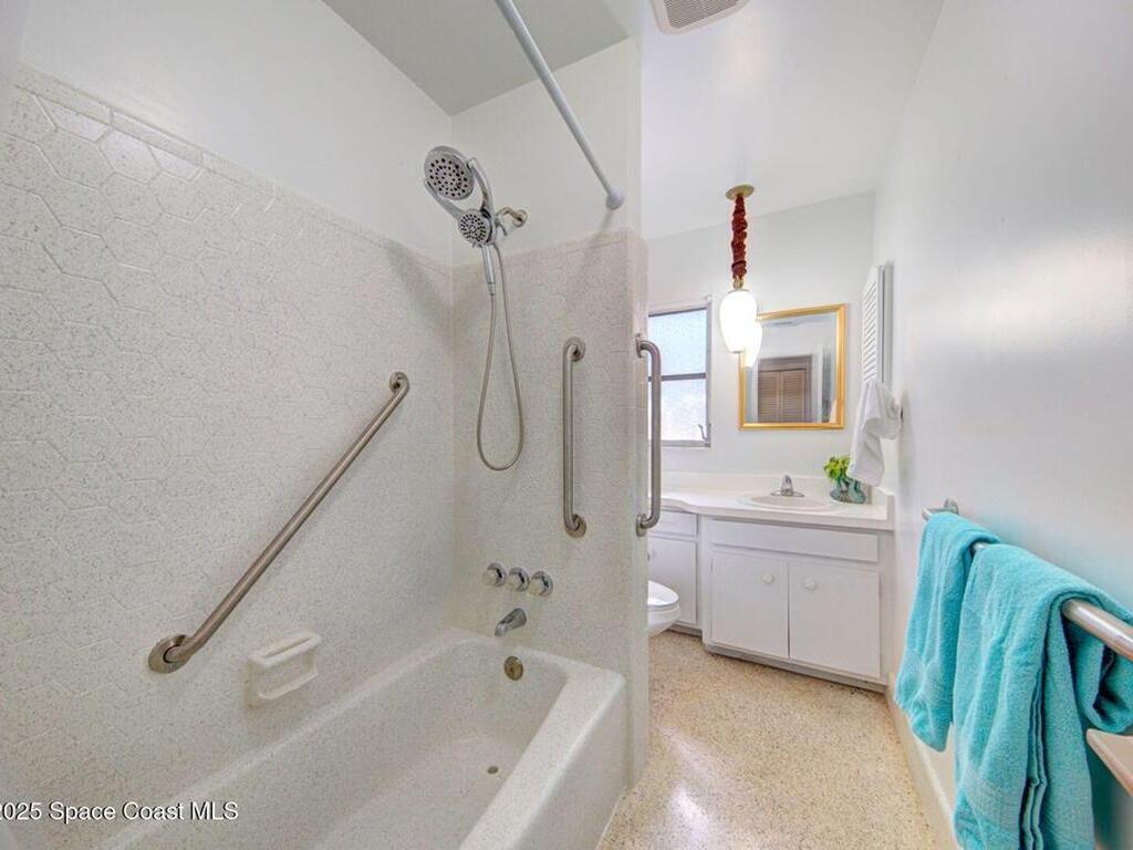 6545 Floridana Avenue, Melbourne Beach, FL 32951