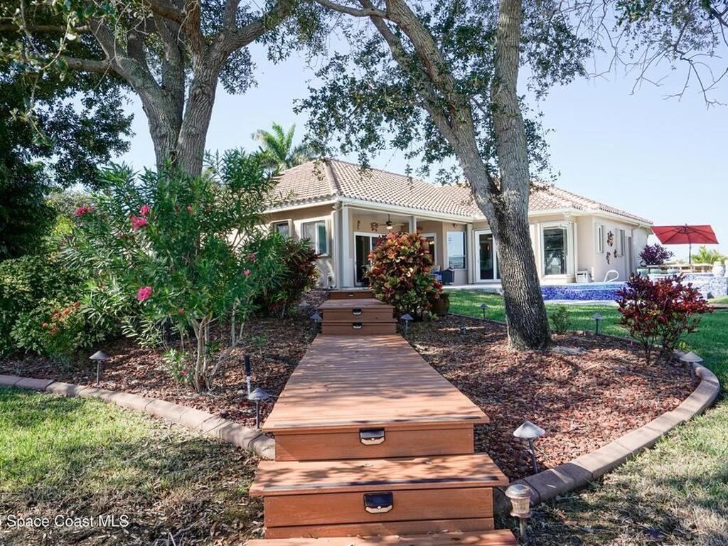 256 Lanternback Island Drive, Satellite Beach, FL 32937