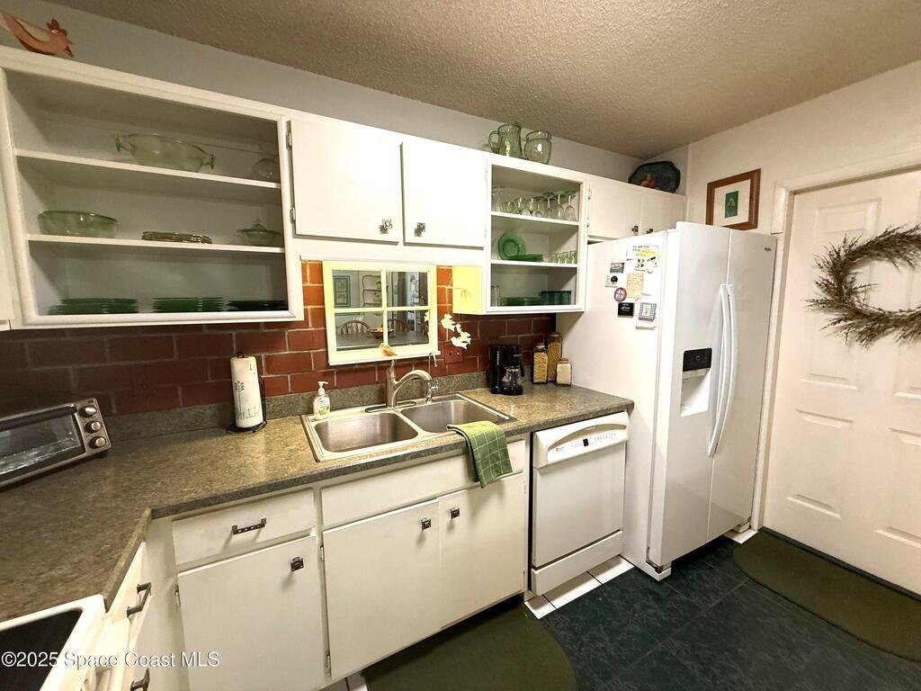 2313 Manor Drive, Palm Bay, FL 32905