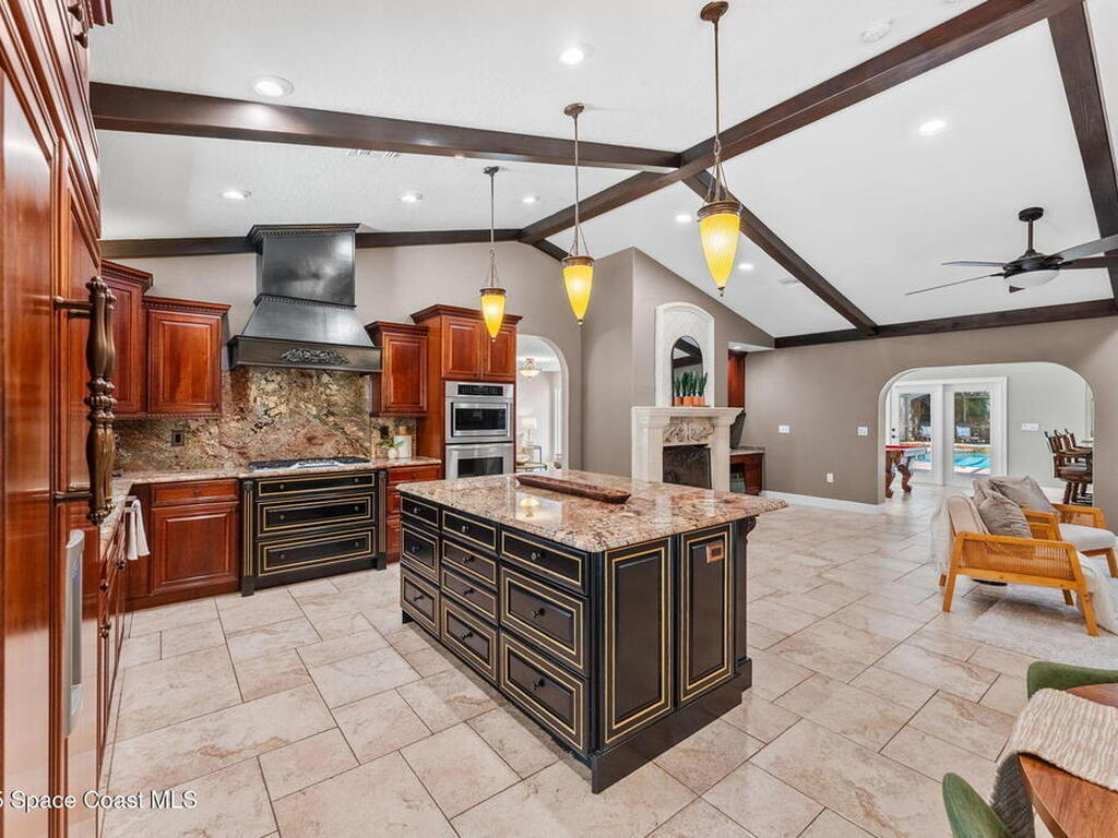 6215 S Tropical Trail, Merritt Island, FL 32952