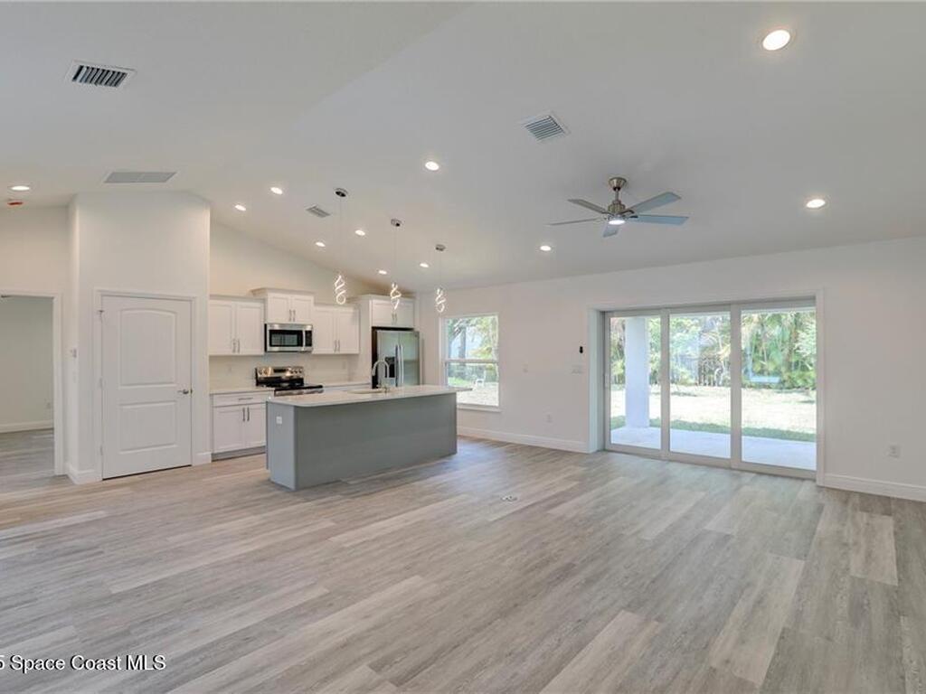 485 Periwinkle Drive, Sebastian, FL 32958