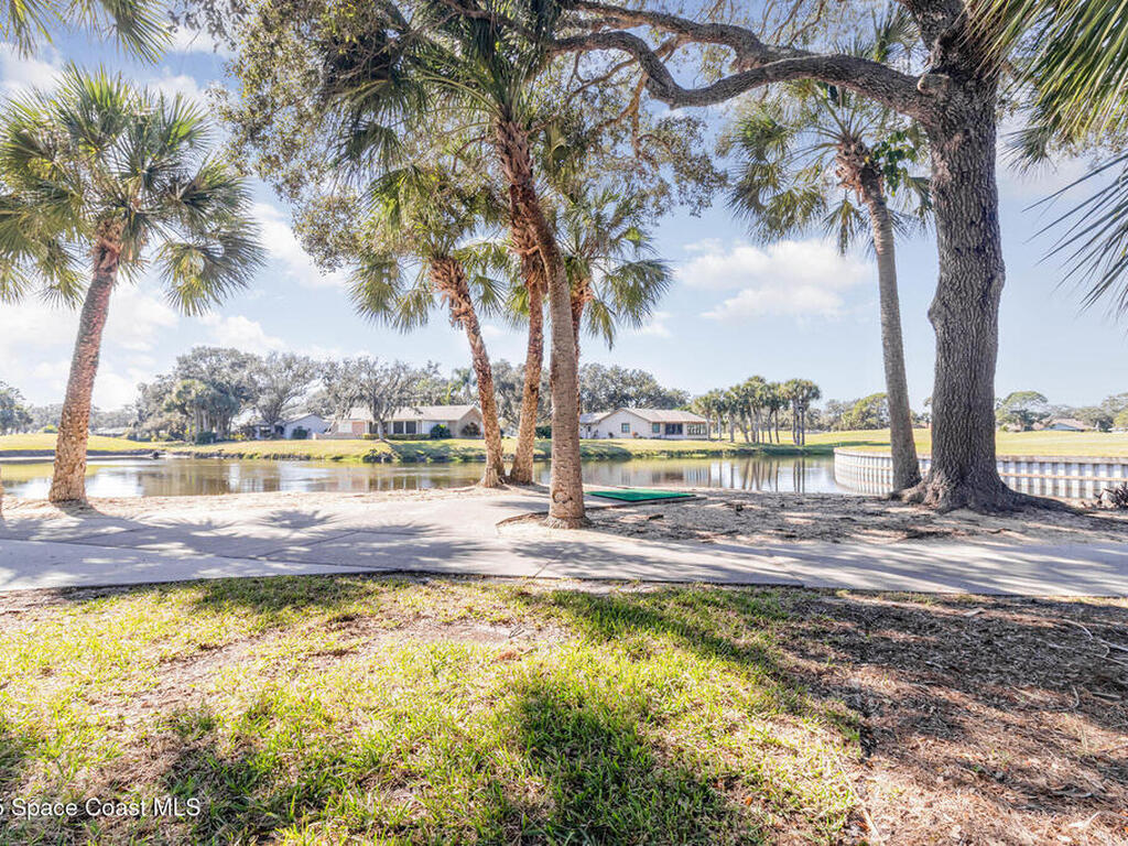 1290 Mayflower Avenue, Suntree, FL 32940