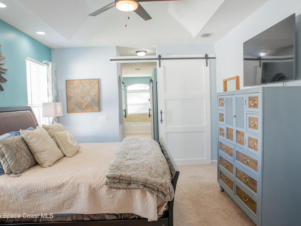 680 Easton Forest Circle Circle, Palm Bay, FL 32909