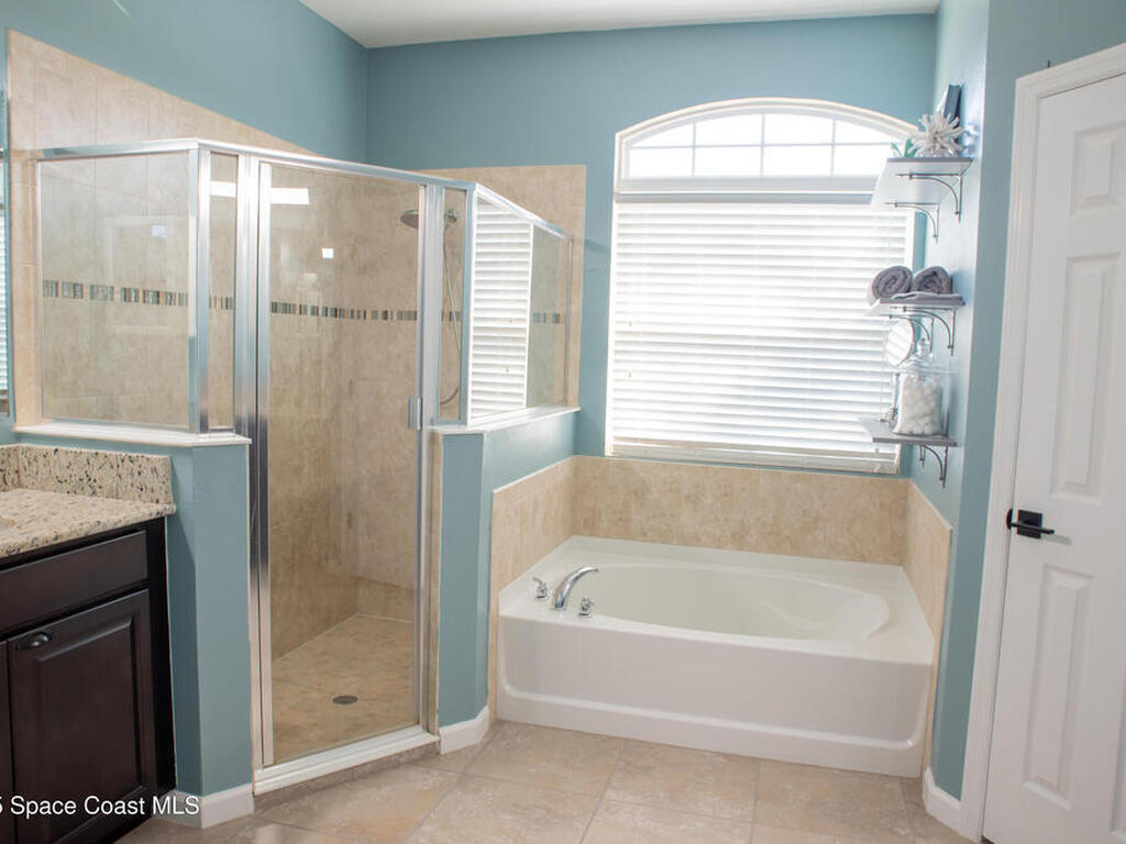 680 Easton Forest Circle Circle, Palm Bay, FL 32909