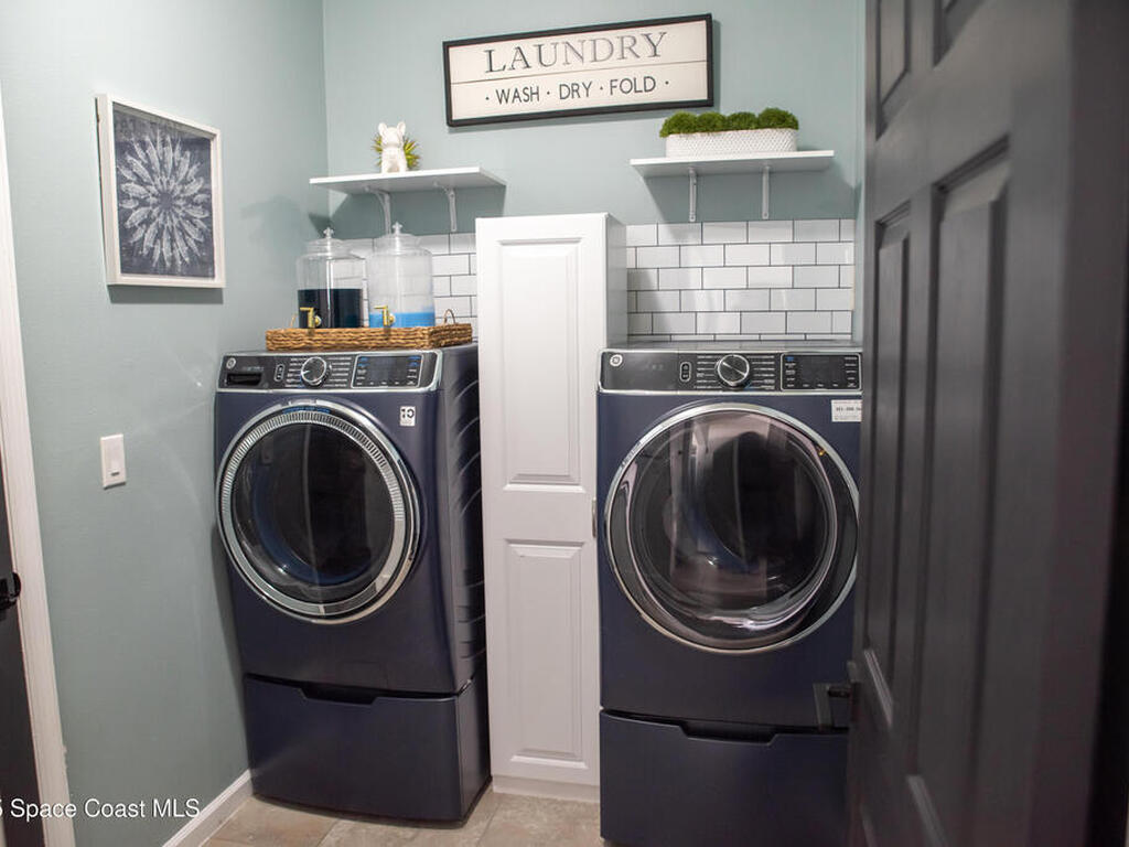 680 Easton Forest Circle Circle, Palm Bay, FL 32909