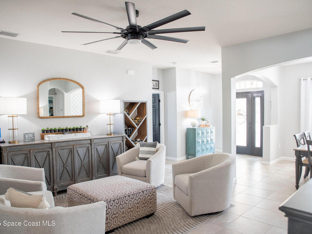 680 Easton Forest Circle Circle, Palm Bay, FL 32909