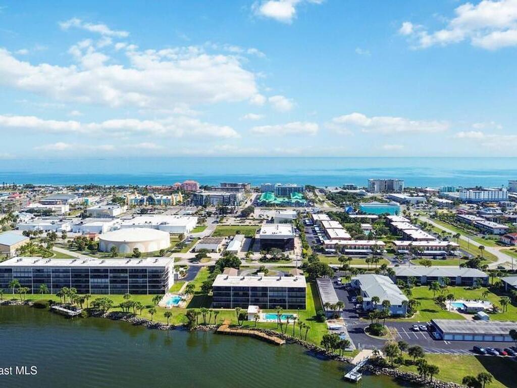 4125 W End Road, Cocoa Beach, FL 32931