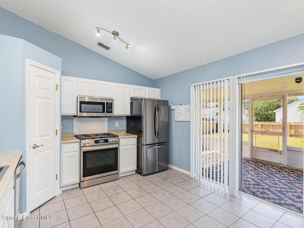 2188 Redwood Circle, Palm Bay, FL 32905