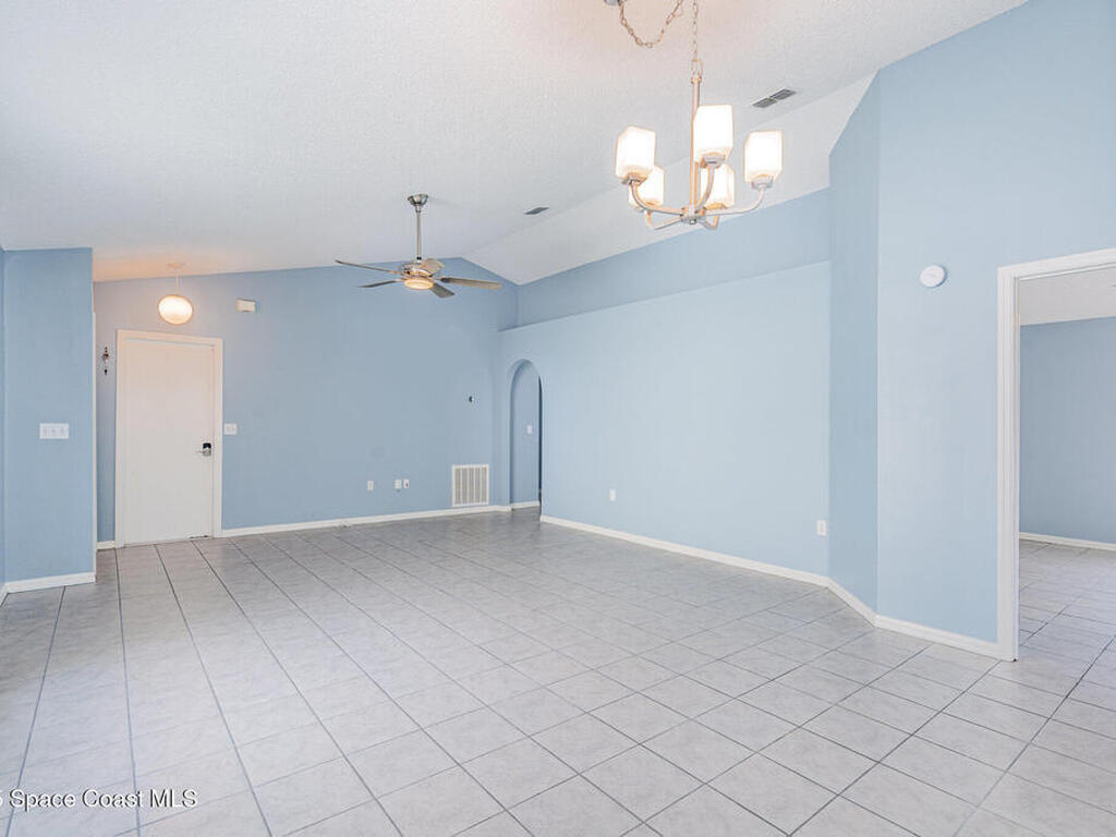 2188 Redwood Circle, Palm Bay, FL 32905