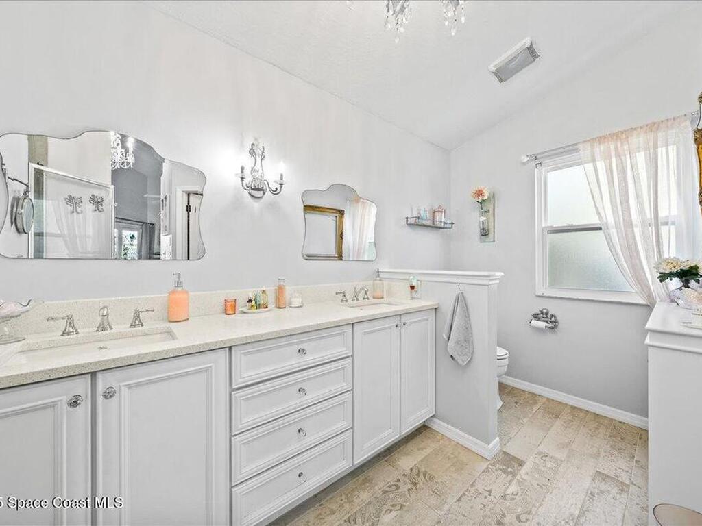 910 Brookshire Circle, Malabar, FL 32950