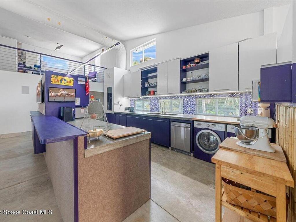 7144 Floridana Avenue, Melbourne Beach, FL 32951