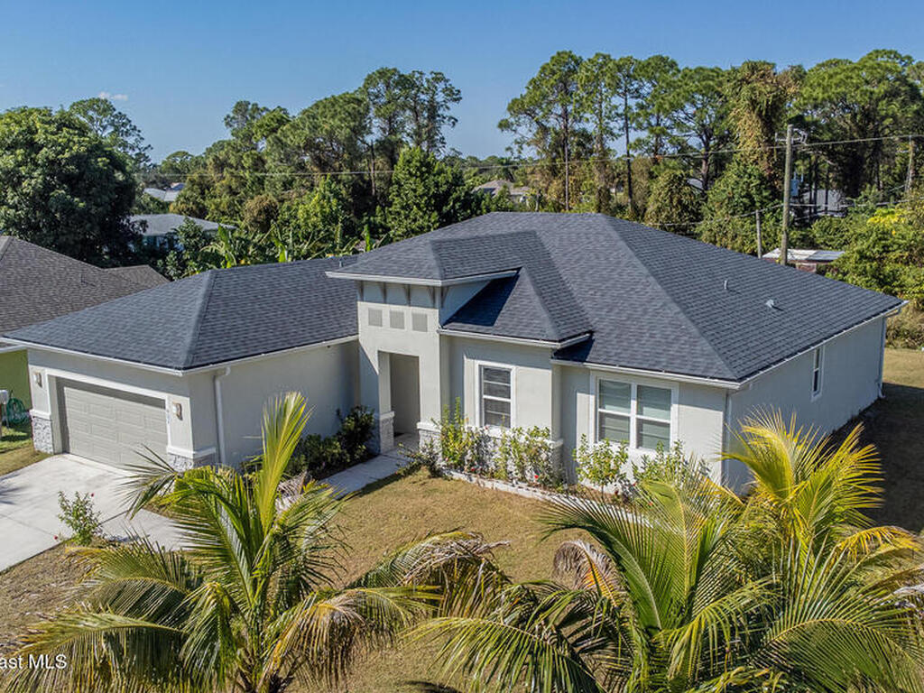 951 Sareta Street, Palm Bay, FL 32909