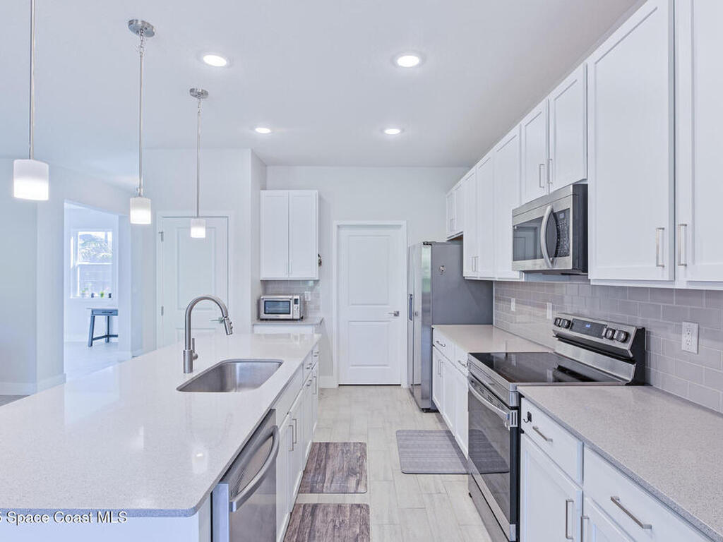 951 Sareta Street, Palm Bay, FL 32909