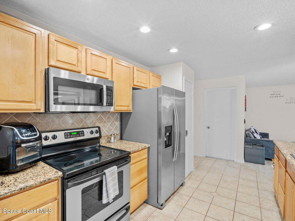 1505 W Central Avenue, Merritt Island, FL 32952