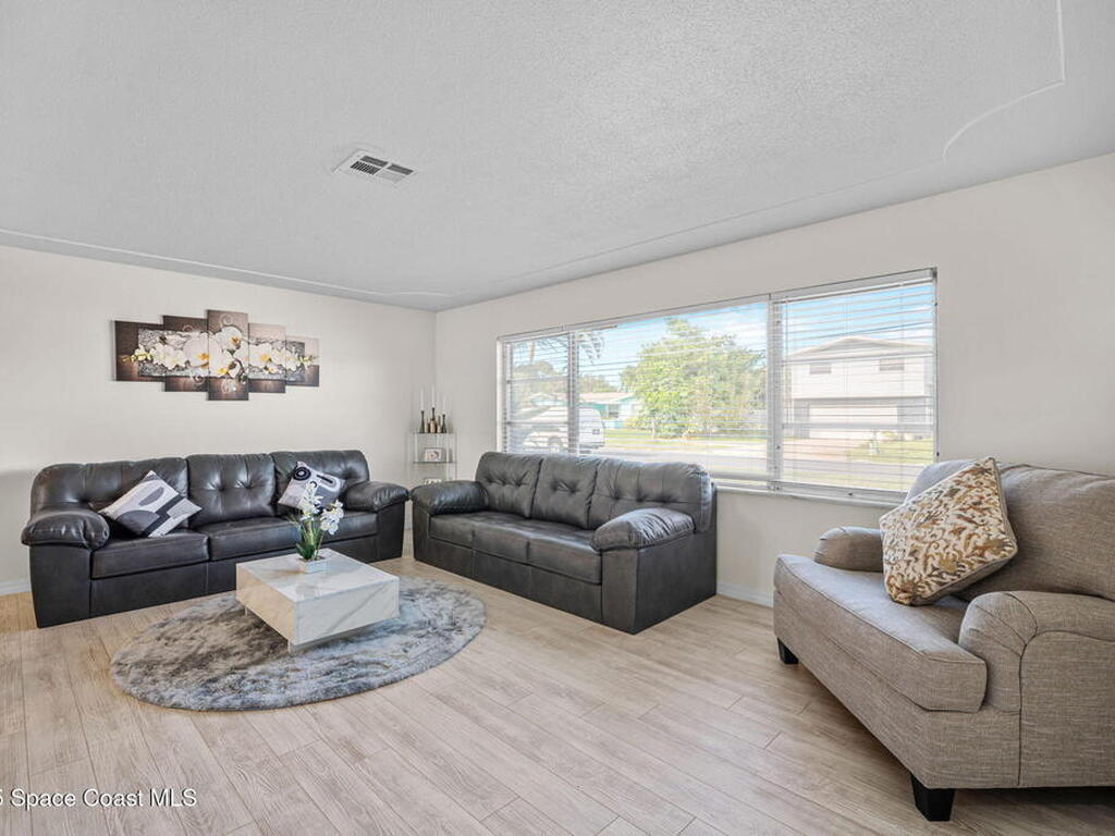 1505 W Central Avenue, Merritt Island, FL 32952