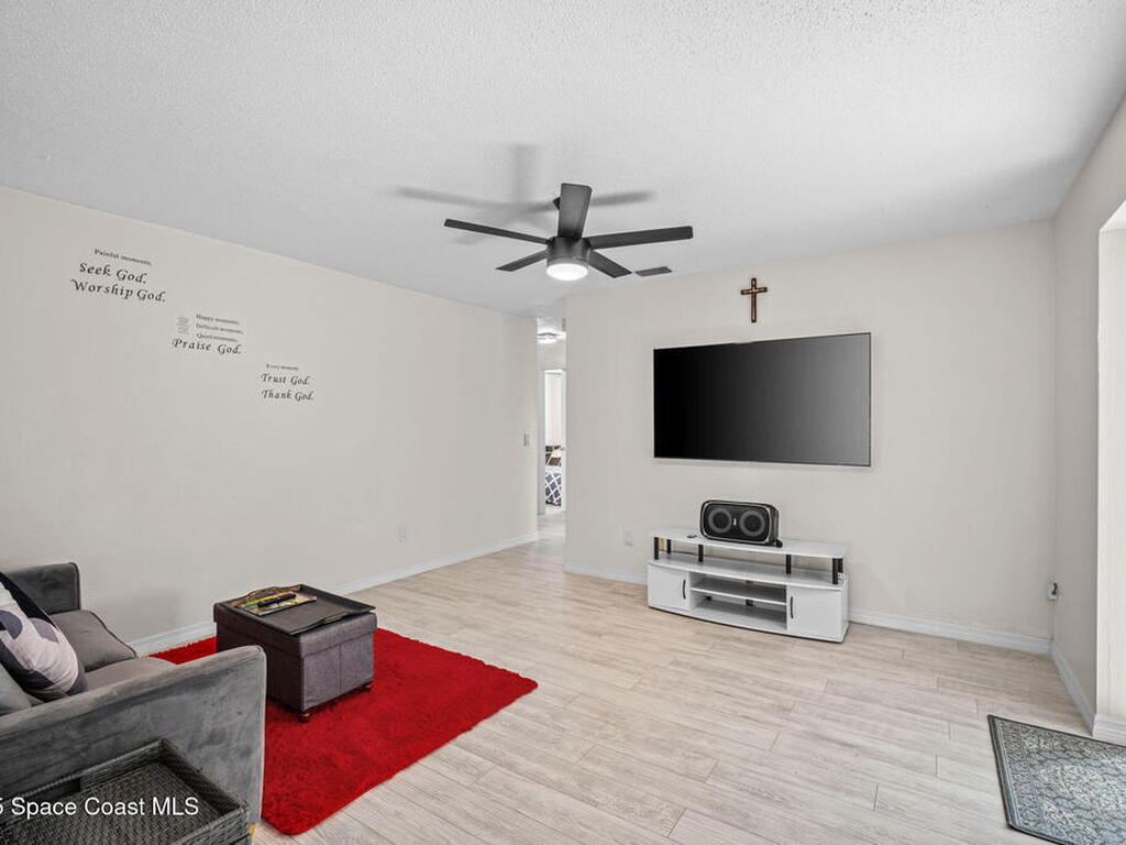 1505 W Central Avenue, Merritt Island, FL 32952