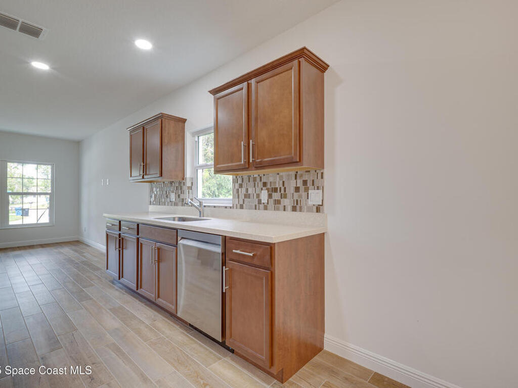 1129 Braddock Avenue, Palm Bay, FL 32909