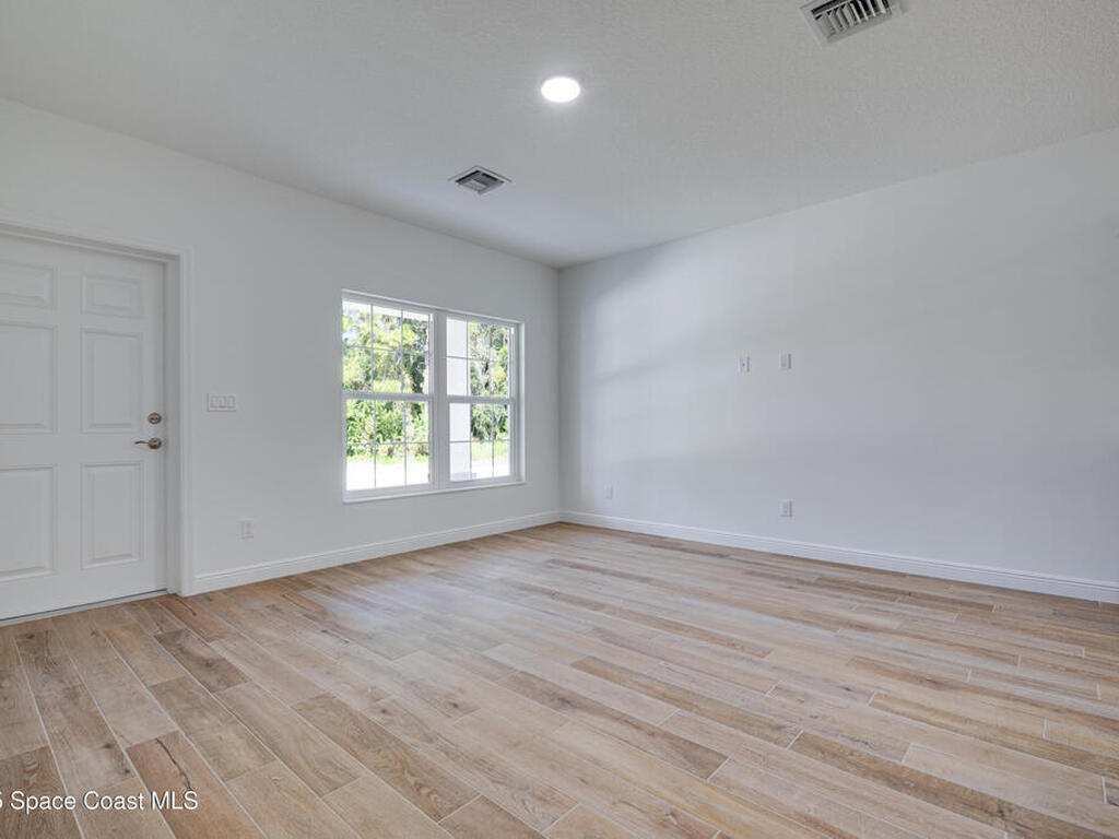 1129 Braddock Avenue, Palm Bay, FL 32909