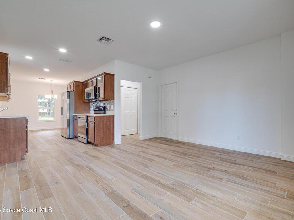 1129 Braddock Avenue, Palm Bay, FL 32909