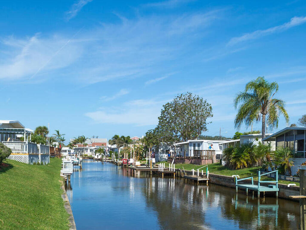 3077 Indian River Drive, Palm Bay, FL 32905