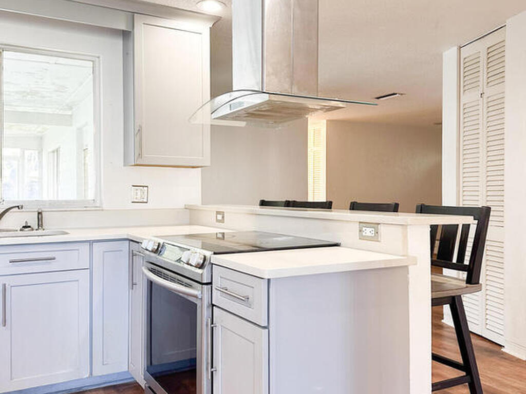 706 Marlene Drive, Holly Hill, FL 32117