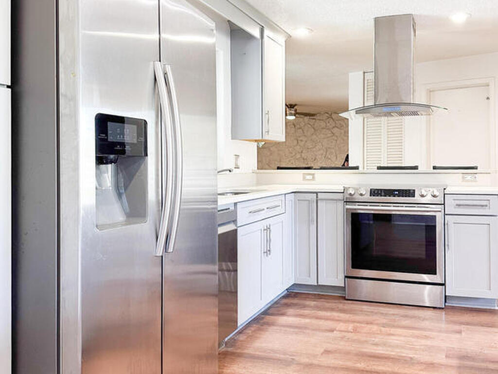 706 Marlene Drive, Holly Hill, FL 32117