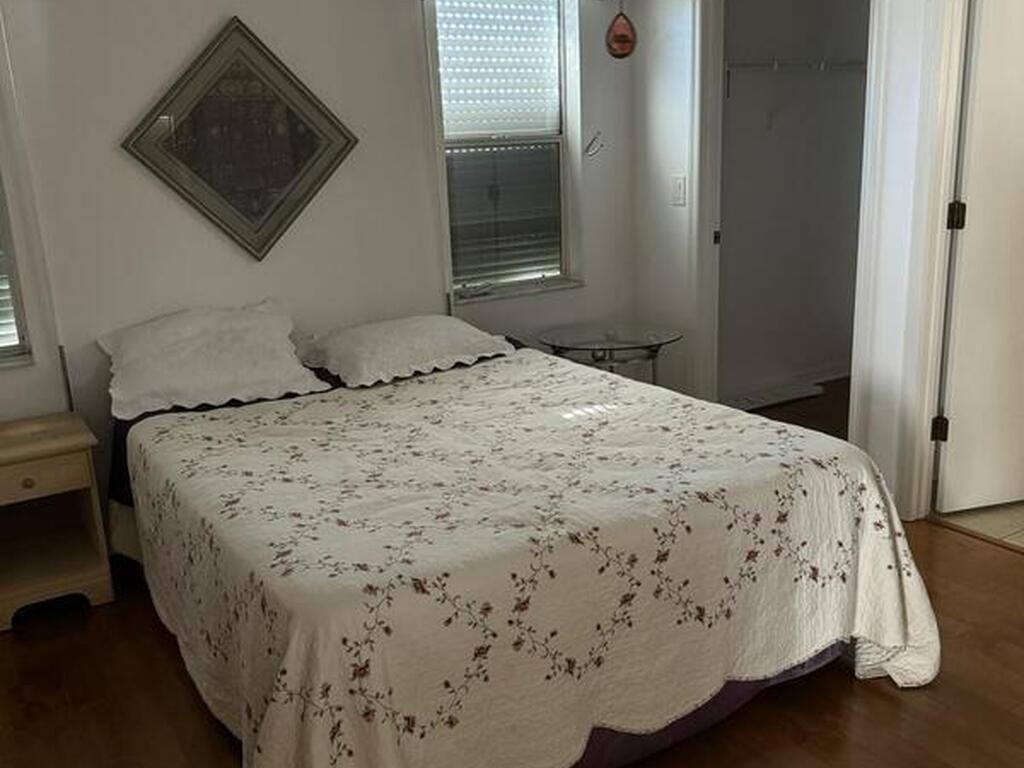 870 Cross Lake Drive, Melbourne, FL 32901