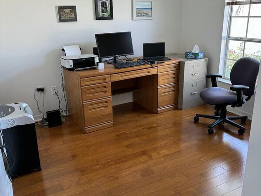 870 Cross Lake Drive, Melbourne, FL 32901