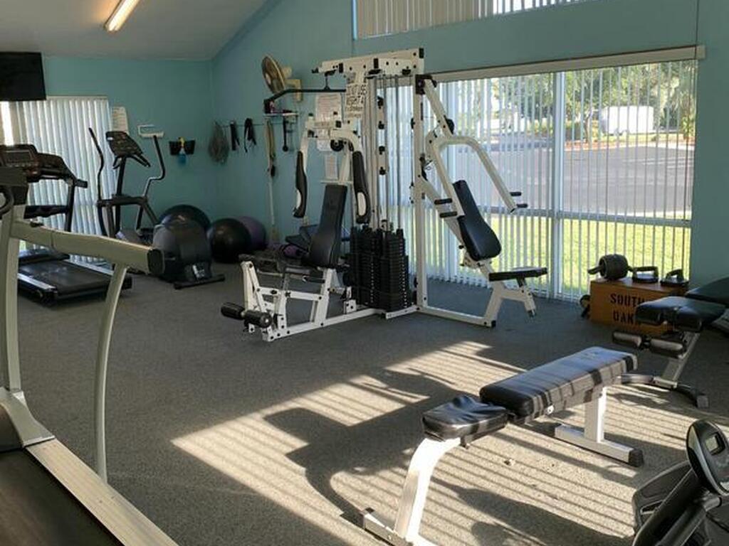 870 Cross Lake Drive, Melbourne, FL 32901