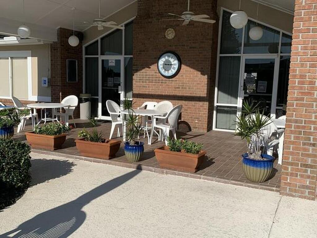 870 Cross Lake Drive, Melbourne, FL 32901