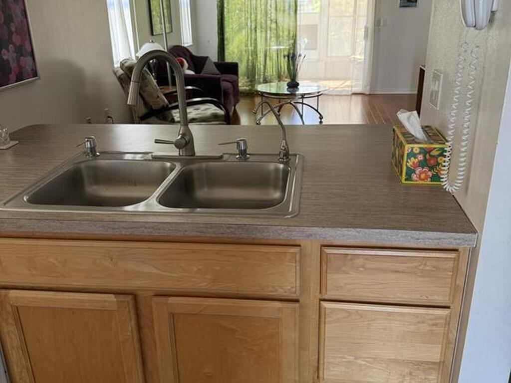 870 Cross Lake Drive, Melbourne, FL 32901