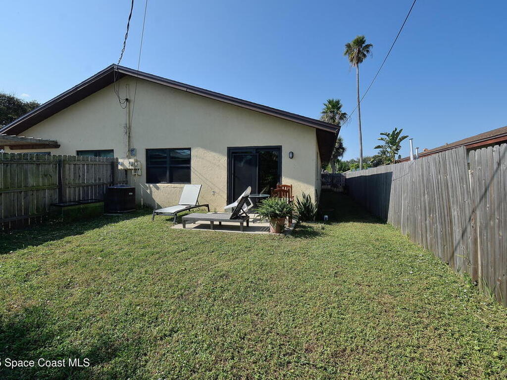 139/141 Woodland Avenue, Cocoa Beach, FL 32931