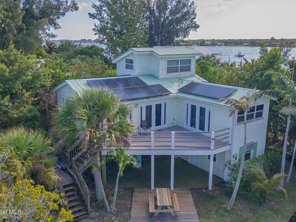 53 Vip Island Island, Grant-Valkaria, FL 32949