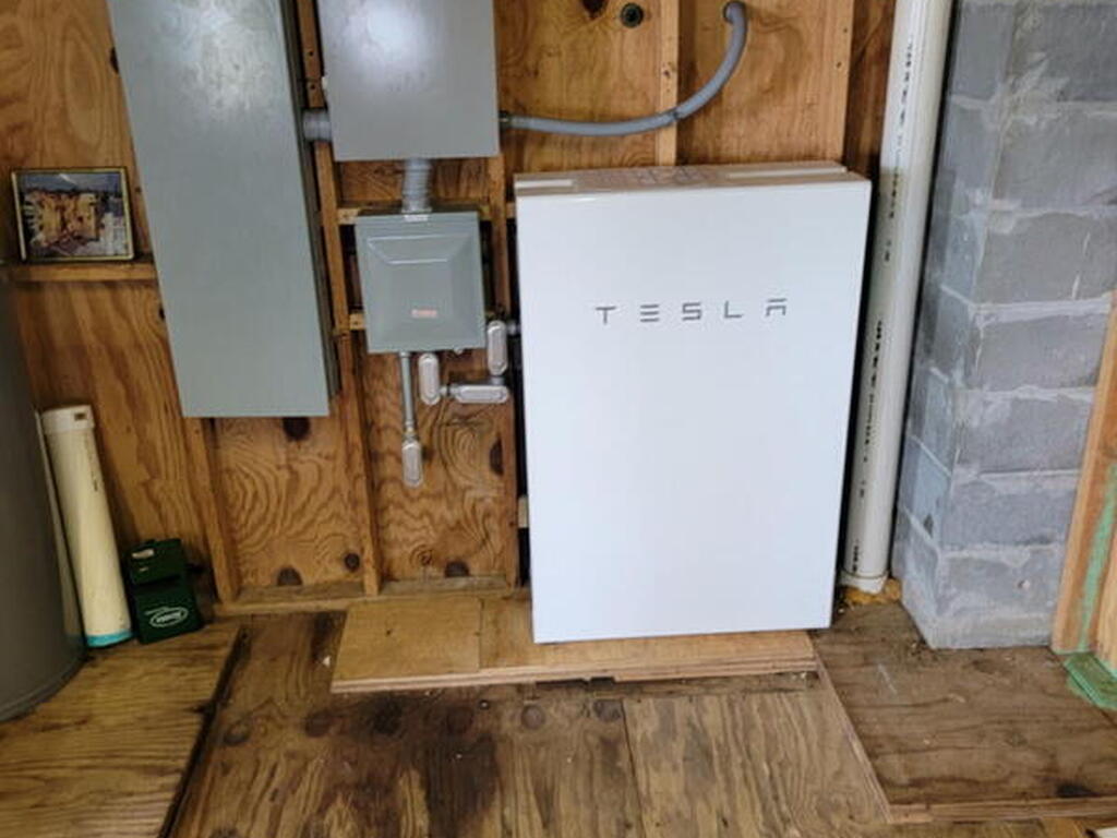 53 Vip Island Island, Grant-Valkaria, FL 32949