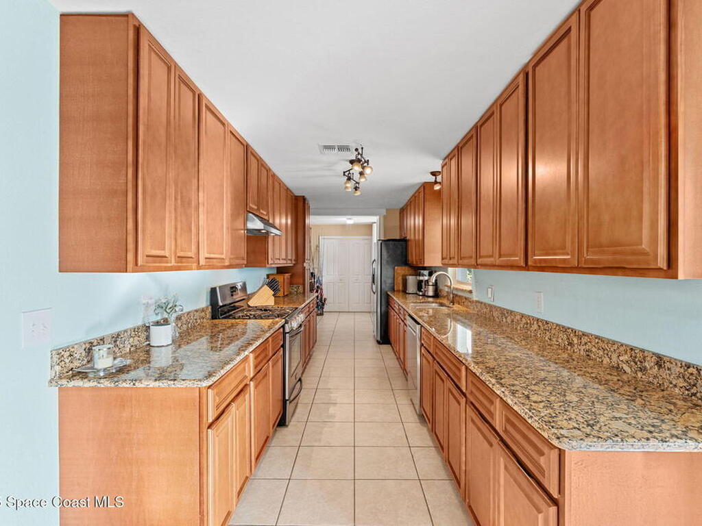 1623 E Central Avenue, Merritt Island, FL 32952