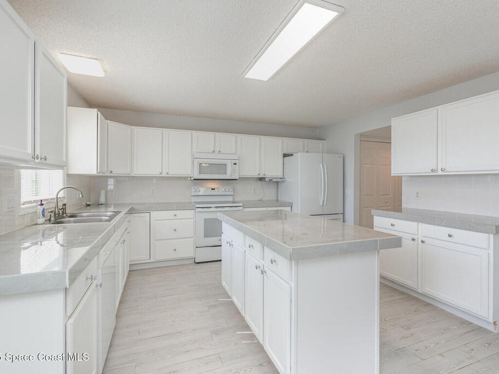 1539 Las Palmos Drive, Palm Bay, FL 32908