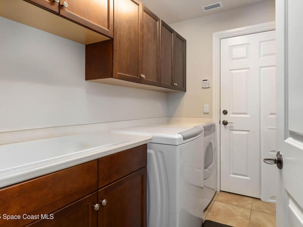 6476 Arroyo Drive, Melbourne, FL 32940