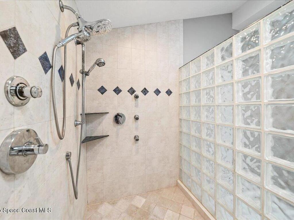 208 The Road To Waterford Bay, Melbourne Beach, FL 32951