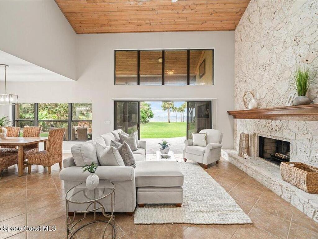 208 The Road To Waterford Bay, Melbourne Beach, FL 32951