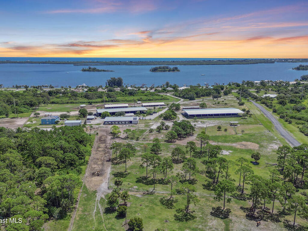 4850 Old Dixie Highway, Grant-Valkaria, FL 32949