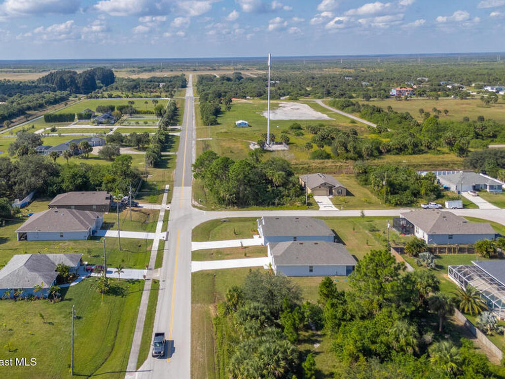 612 Osmosis Drive, Palm Bay, FL 32908