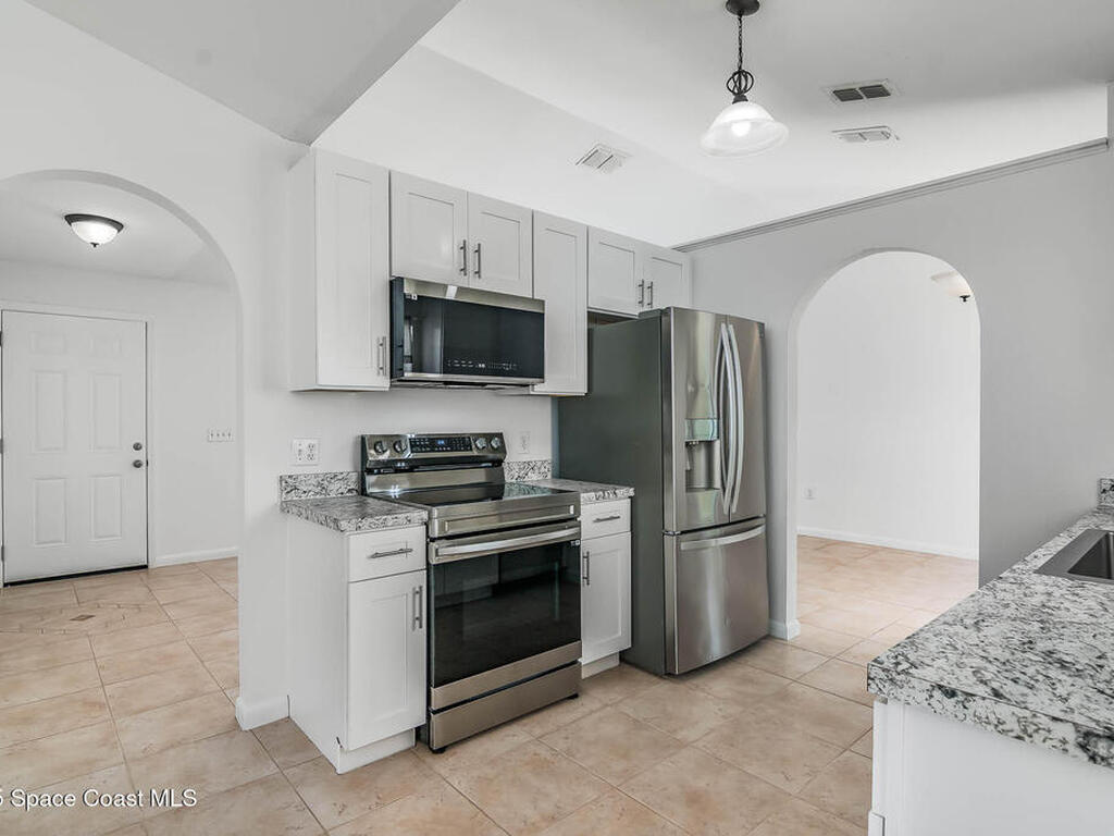 6760 Cairo Road, Cocoa, FL 32927