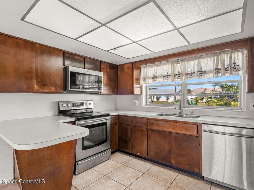 107 Franklyn Avenue, Indialantic, FL 32903